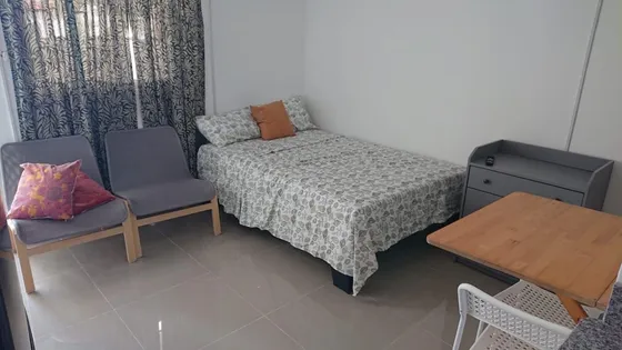 Alquiler Estudio Sin Amueblar Ubicado En La Urbanización Real, Próximo A Avenida Rómulo Betancourt, Santo Domingo