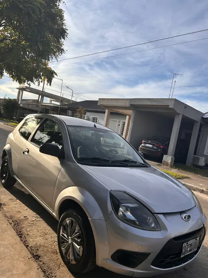 Ford Ka 1.6 Fly Viral 95cv