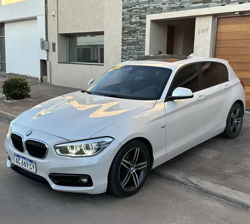 BMW Series 1 1.6 118i Sport 170 hp