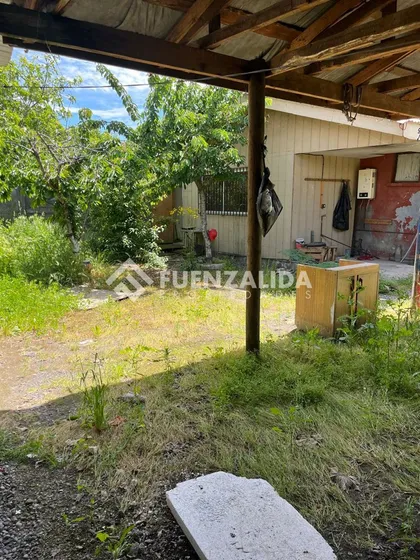 Casa En Venta De 5 Dorm. En Chillán Viejo