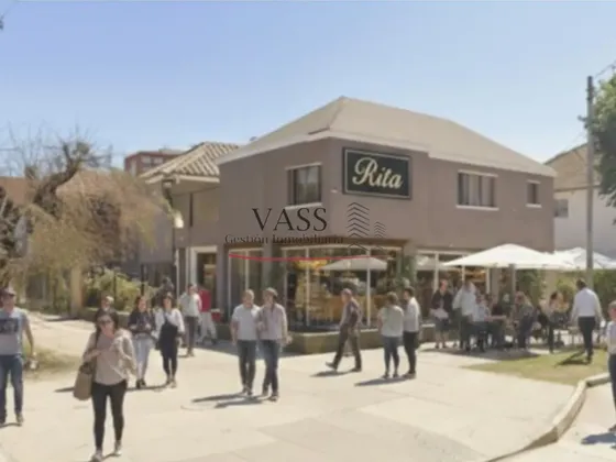 Vass Vende Casa Comercial En Pleno 1 Norte Con 5 Oriente