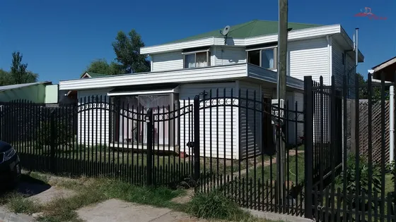 Casa En Arriendo En Curicó