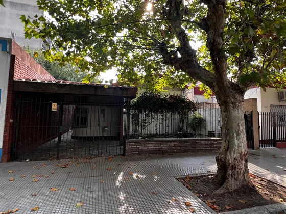 Oportunidad | Lote/casa 375m2 San Justo Centro