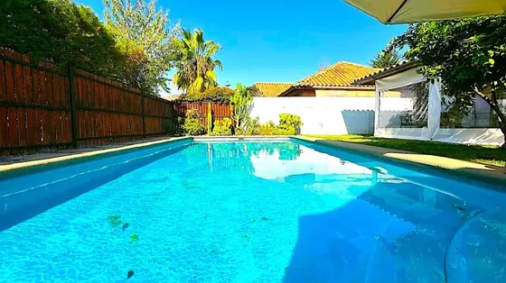 Casa En Condominio, No Perimetral 4d 3b Piscina, Quincho