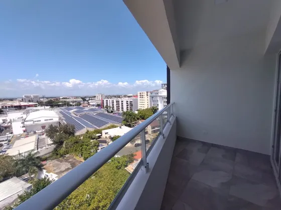 Venta De Apartamento En Serralles, Santo Domingo, Distrito Nacional