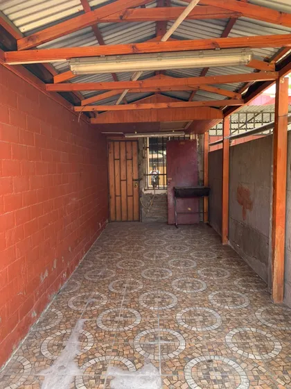 Casa En Pasaje Cerrado, Casas De San Guillermo, Puente Alto.