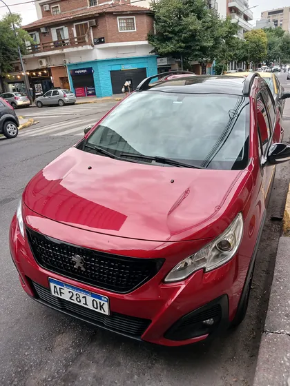 Peugeot 2008 1.6 Feline Tip