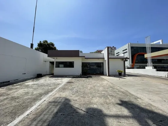 Local Comercial Oficina Alquiler Venta 27 De Febrero, Santo Domingo