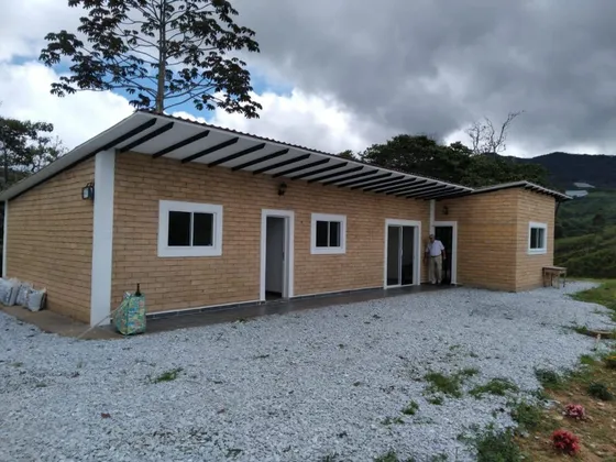 Finca En Peñol  Vereda Bonilla