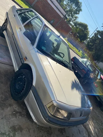 Renault R21 2.2 Txe Techo