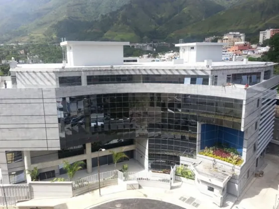 Oficina En Alquiler En Boleita Norte Edificio Tecno Avila