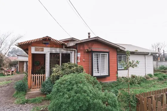 Amplia Casa Con Gran Terreno En San Pedro