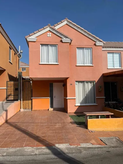 Arriendo Casa Entrega Inmediata Condominio Los Exploradores