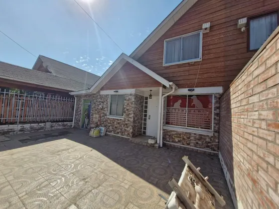 Casa De 3d, Local Para Uso Comercial, San Bernardo.