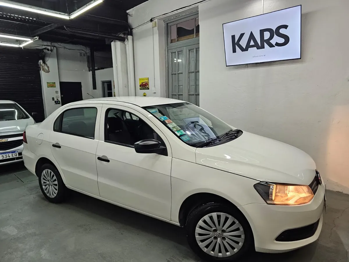 Volkswagen Voyage 1.6 101cv
