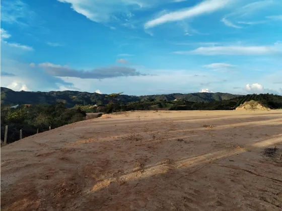 Lote Independiente Con Vista profunda En San Vicente