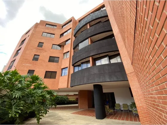 Alquilo Penthouse 485m2 Santa Eduvigis 3124
