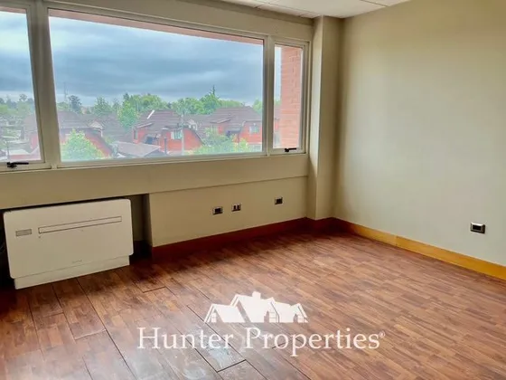Moderna Of. En Arriendo 1 Privado 2 Baños, 30 Oriente Talca