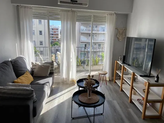 Departamento En Alquiler - 3 Dormitorios 2 Baños - 92mts2 - Palermo