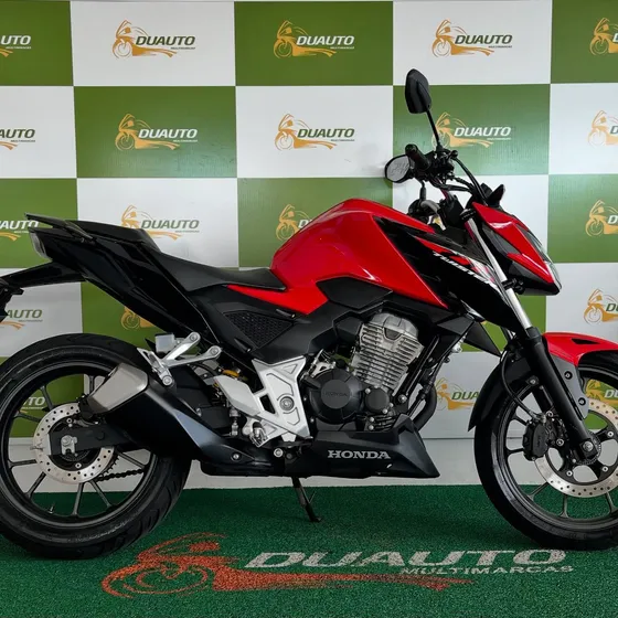 Honda Cb 300f Abs 2024 12.200km Sem Detalhes Com Abs