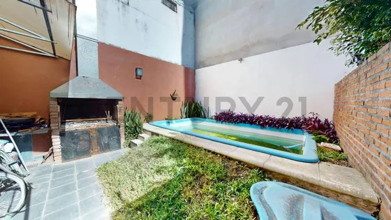 Venta Triplex Frente Al Parque Saavedra