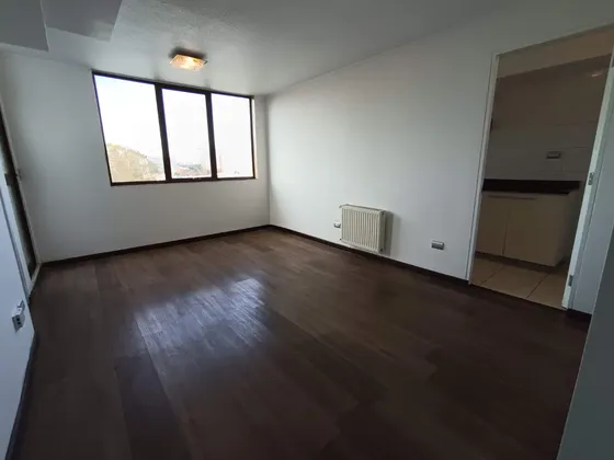 Amplio Duplex De 3d2b+e+b Con Gastos Comunes Incluídos