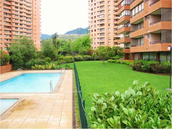 Vende Departamento, Mall Los Dominicos 4 Dormitorios, 3 Bañ