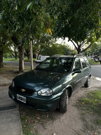 Chevrolet Corsa 1.4 Wagon Classic Gls