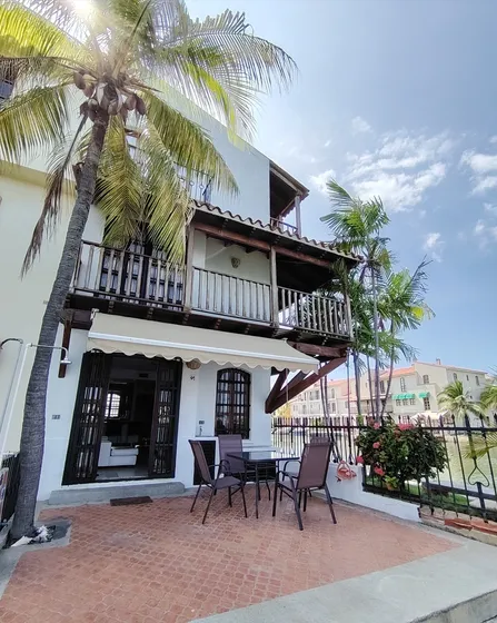 Alquiler Vacacional Villa Canal Principal En Pueblo Viejo