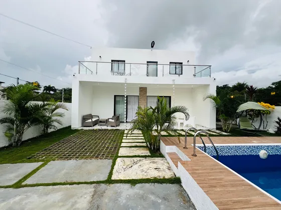  Exclusiva Villa Moderna En Venta