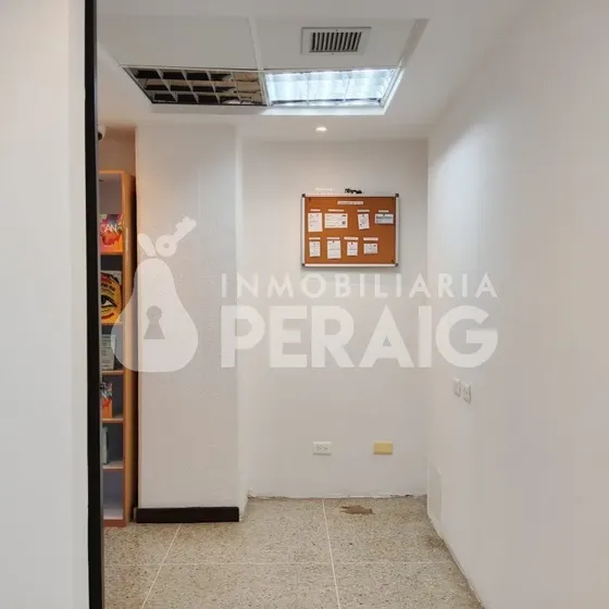 Oficina En Venta En Los Rosales - Prados De María / 92,11 M2 / Sólo Clientes / (ff)