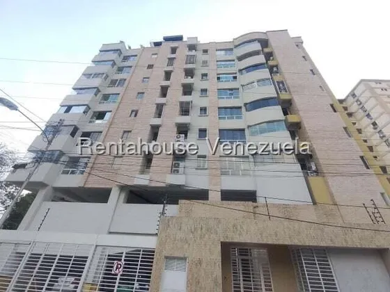 Oportunidad De Apartamento Amoblado En Venta Con Planta Electrica Total Agua Constante Edificio Nuevo Urb La Esperanza Maracay Estef 25-18586