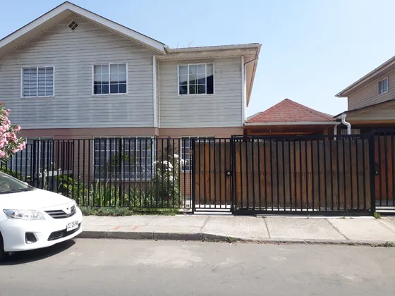 Se Arrienda Casa En La Ciudad Del Sol, Puente Alto