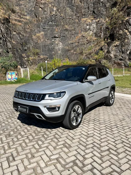 Jeep Compass 2.0 Limited 4x4 Aut. 5p