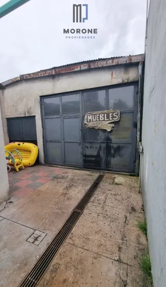 Galpón Con Vivienda Al Frente En Llavallol