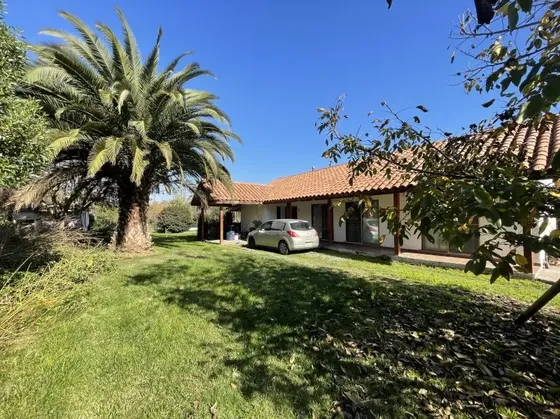 Hermosa Y Amplia Casa En Parcela/condominio Los Pajaritos