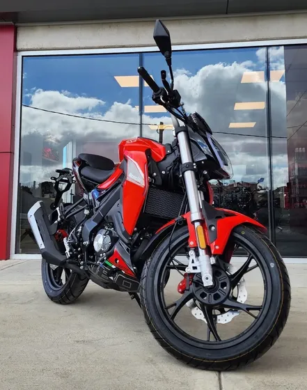 Benelli 180s - 100% Financiada - Tomamos Tu Moto Usada