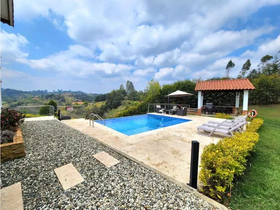 Venta Precio De Oportunidad  Hermosa Finca En San Vicente