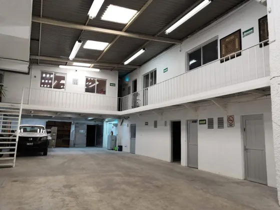 Bodega En Renta Azcapotzalco. 468 M2 De Construcción.