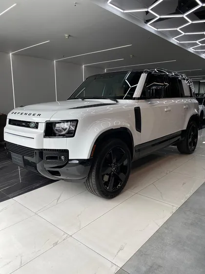 Land Rover Defender 3.0