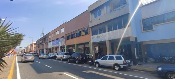 Oficina En Alquiler En Av Las Ferias Al Lado Bomba La Concha Valencia Fp