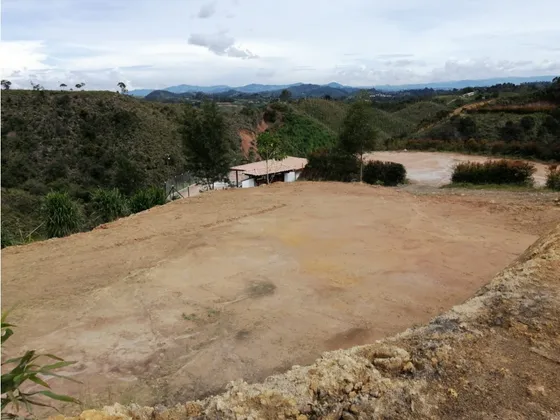 Lote En Venta De 6.350 M2 Por $170.000.000 San Vicente Sector Guacirú