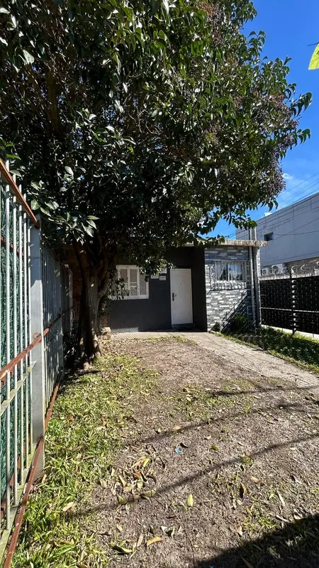 Alquiler - En Carrasco Norte Casa 1 Dormitorio Con Jardin