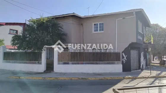 Venta Casa La Cisterna De 5 Dormi 3 Baños 2 Local Comercial