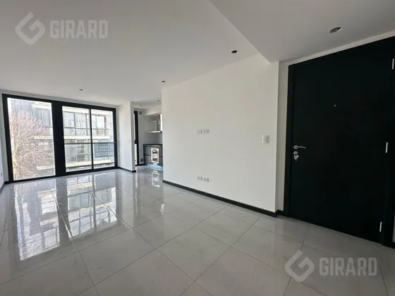 Semipiso De 3 Amb. En Venta, Zona Guemes.