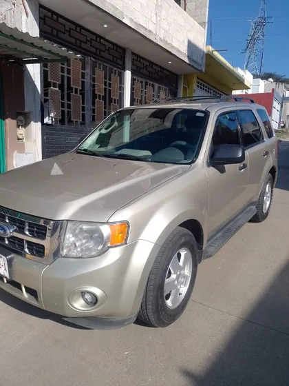 Ford Escape 2.5 Xls Mt