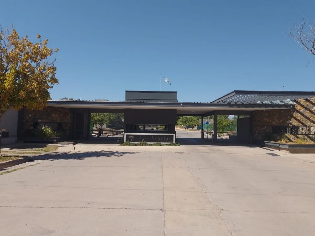Lote En B° Privado En Venta, Mendoza