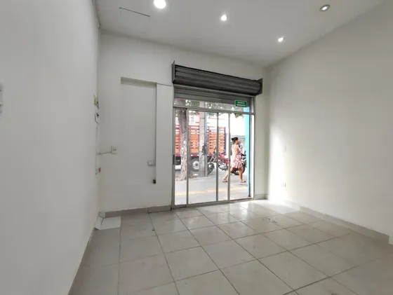 Local En Arriendo En Latino. Cod A11814