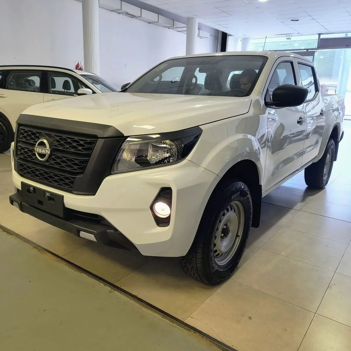 Nissan Frontier S 4x2 automático