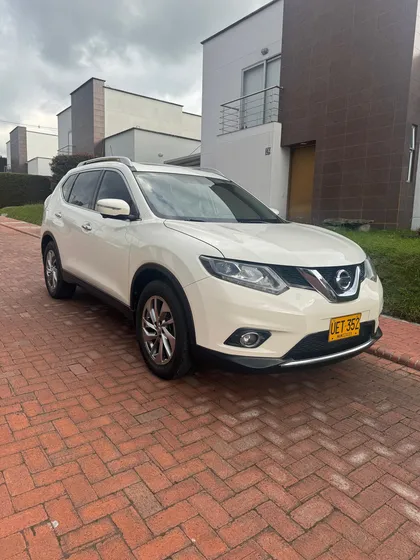 Nissan Xtrail 2.5 Exclusive